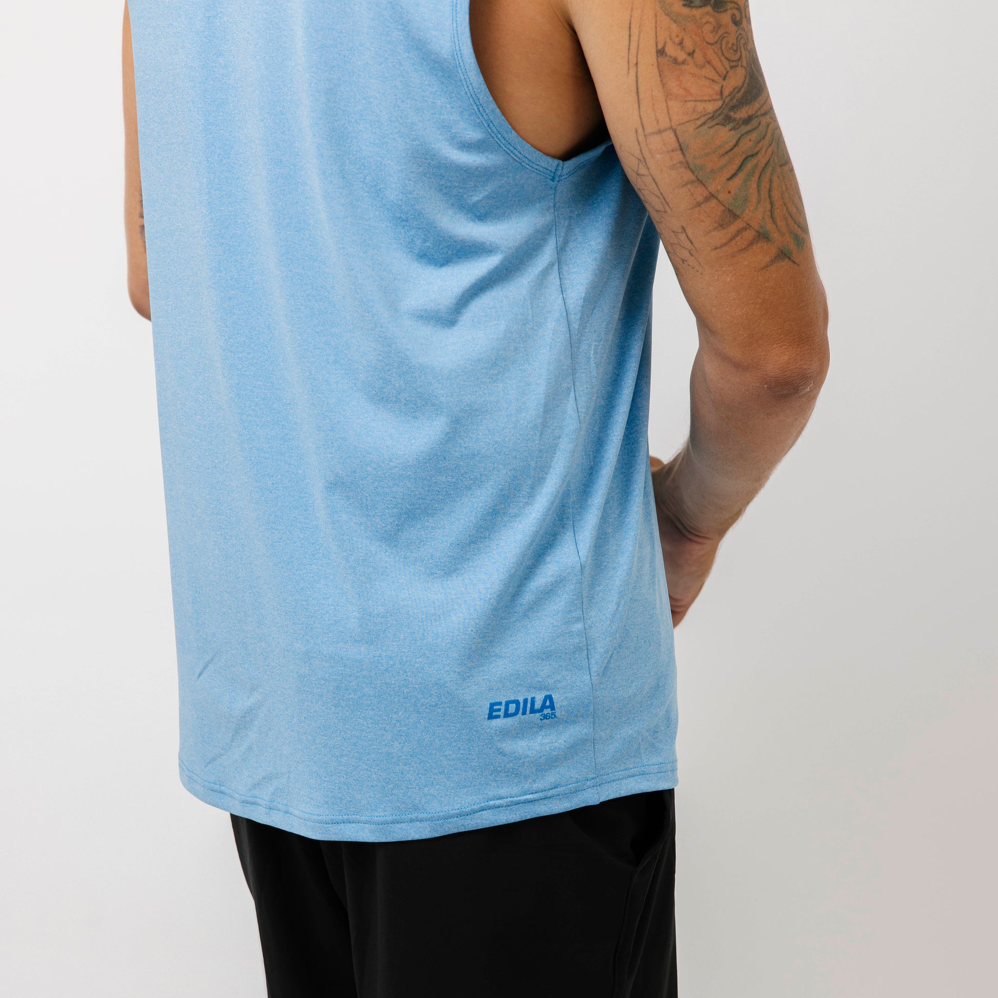 blue tank top
